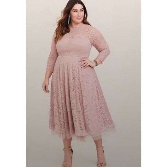 Torrid blush lace midi dress Torrid size 28/5X - Picture 1 of 15